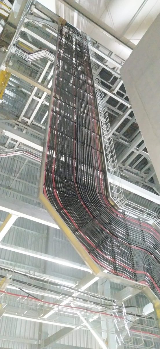 Infraestrutura elétrica industrial — Pro Service