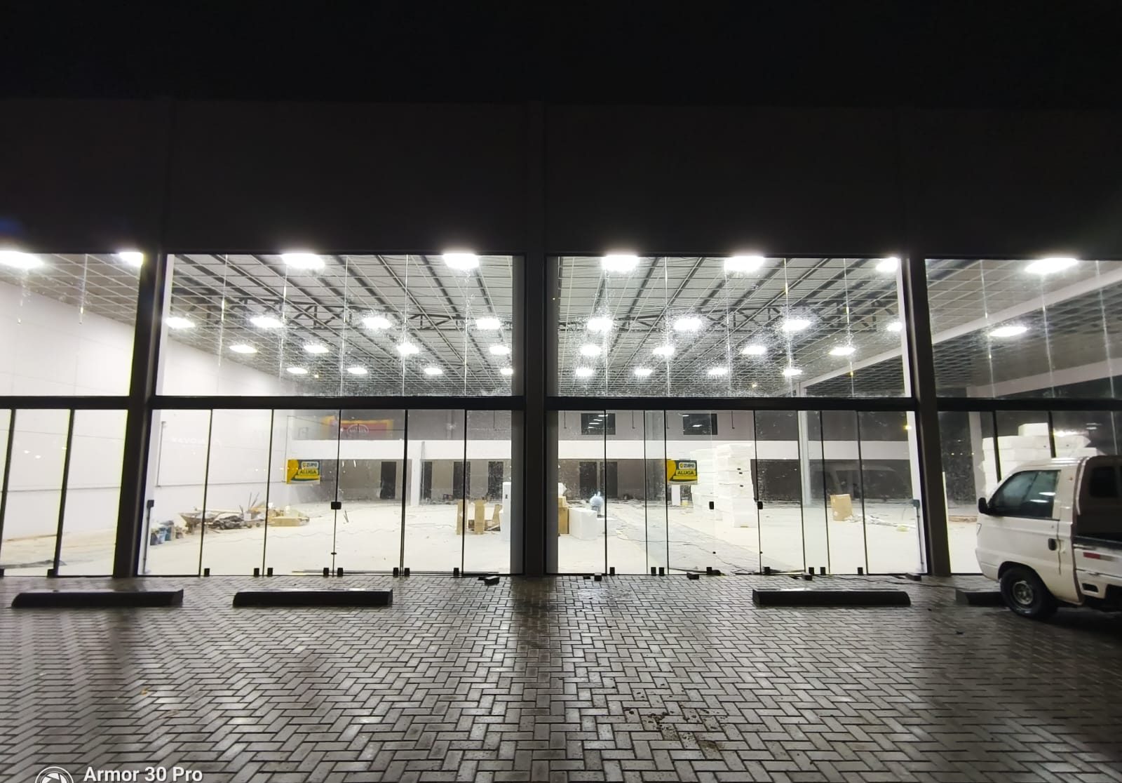 Instalação de câmera + infraestrutura — Pro Service