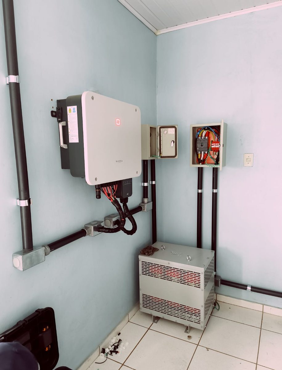 Manutenção e reparo de usina solar — Pro Service